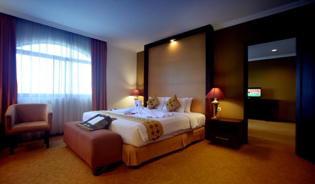 Semesta Heritage Hotel & Convention Semarang Eksteriør bilde