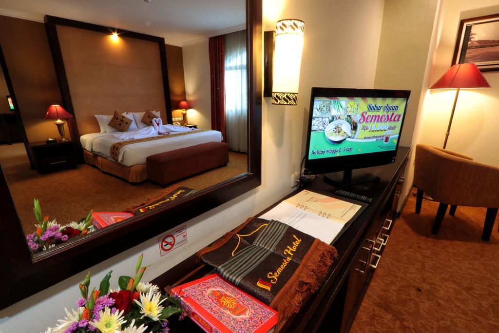 Semesta Heritage Hotel & Convention Semarang Eksteriør bilde