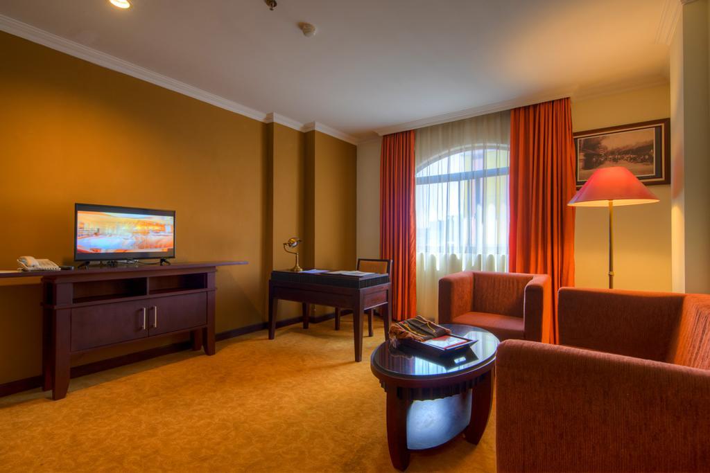 Semesta Heritage Hotel & Convention Semarang Eksteriør bilde